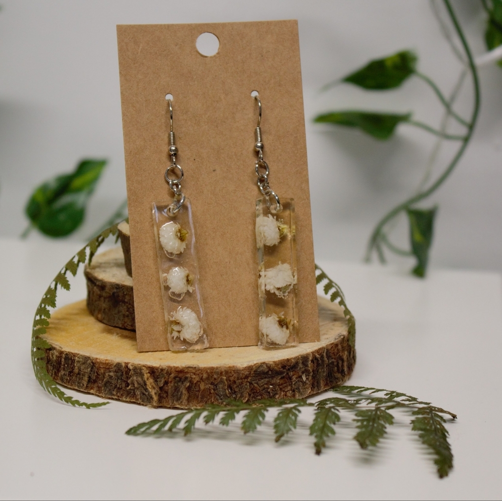 Floral Drop Earrings -Pearly Everlasting Flower -Hypoallergenic